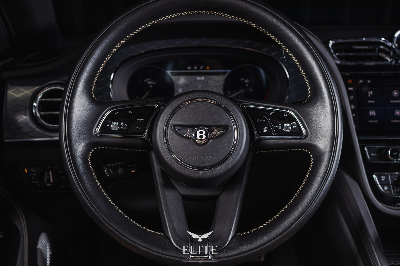 Bentley Bentayga V8 Atelier Edition