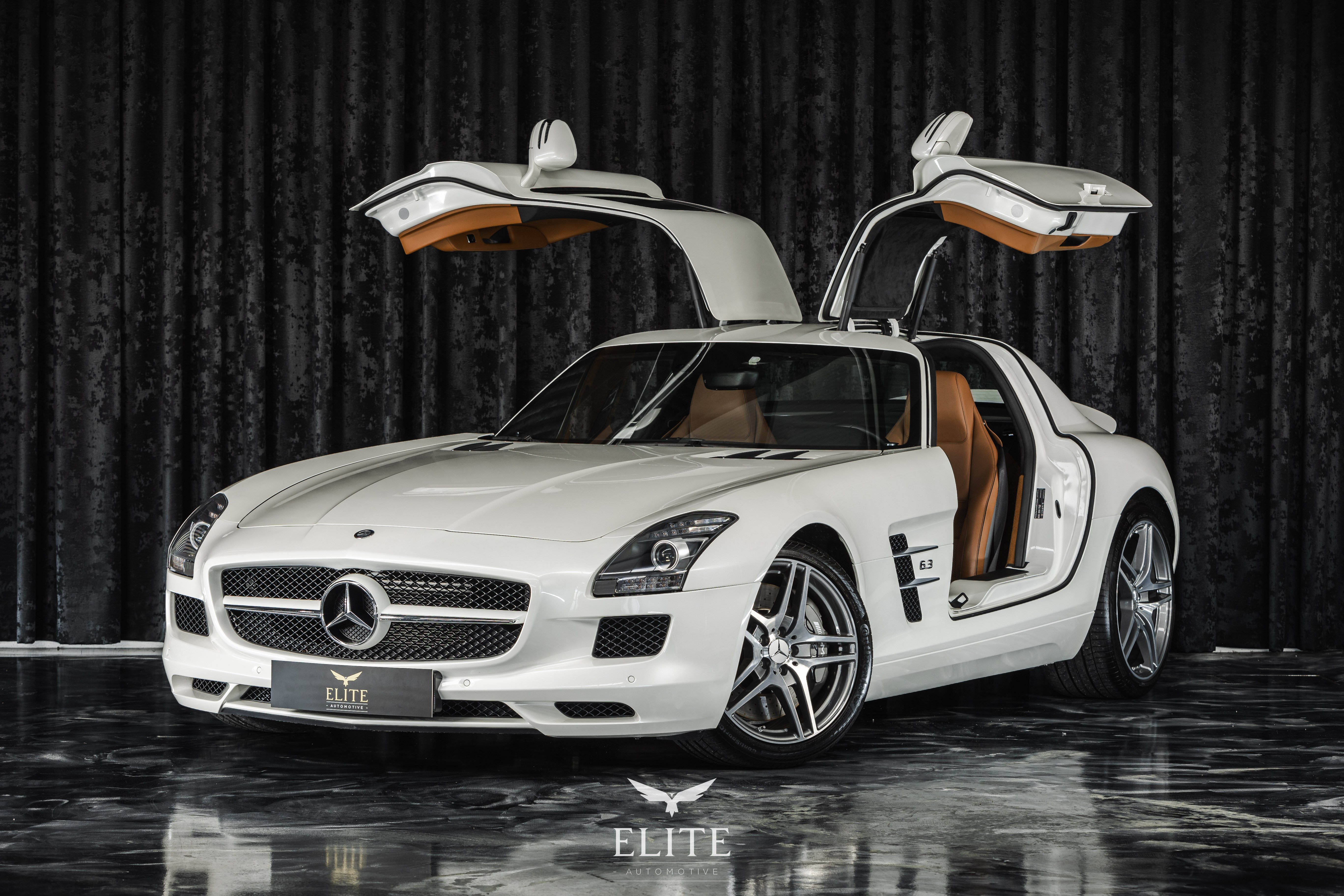 Mercedes Benz SLS AMG