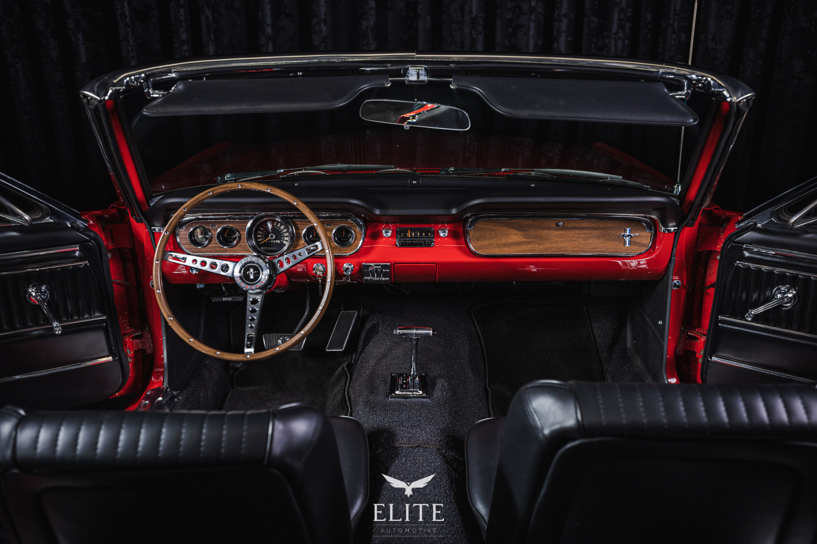 FORD MUSTANG V8 GT 1965