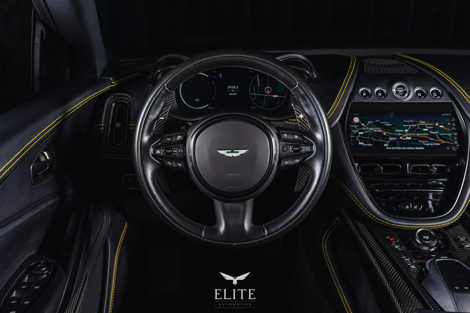 ASTON MARTIN DBX 707