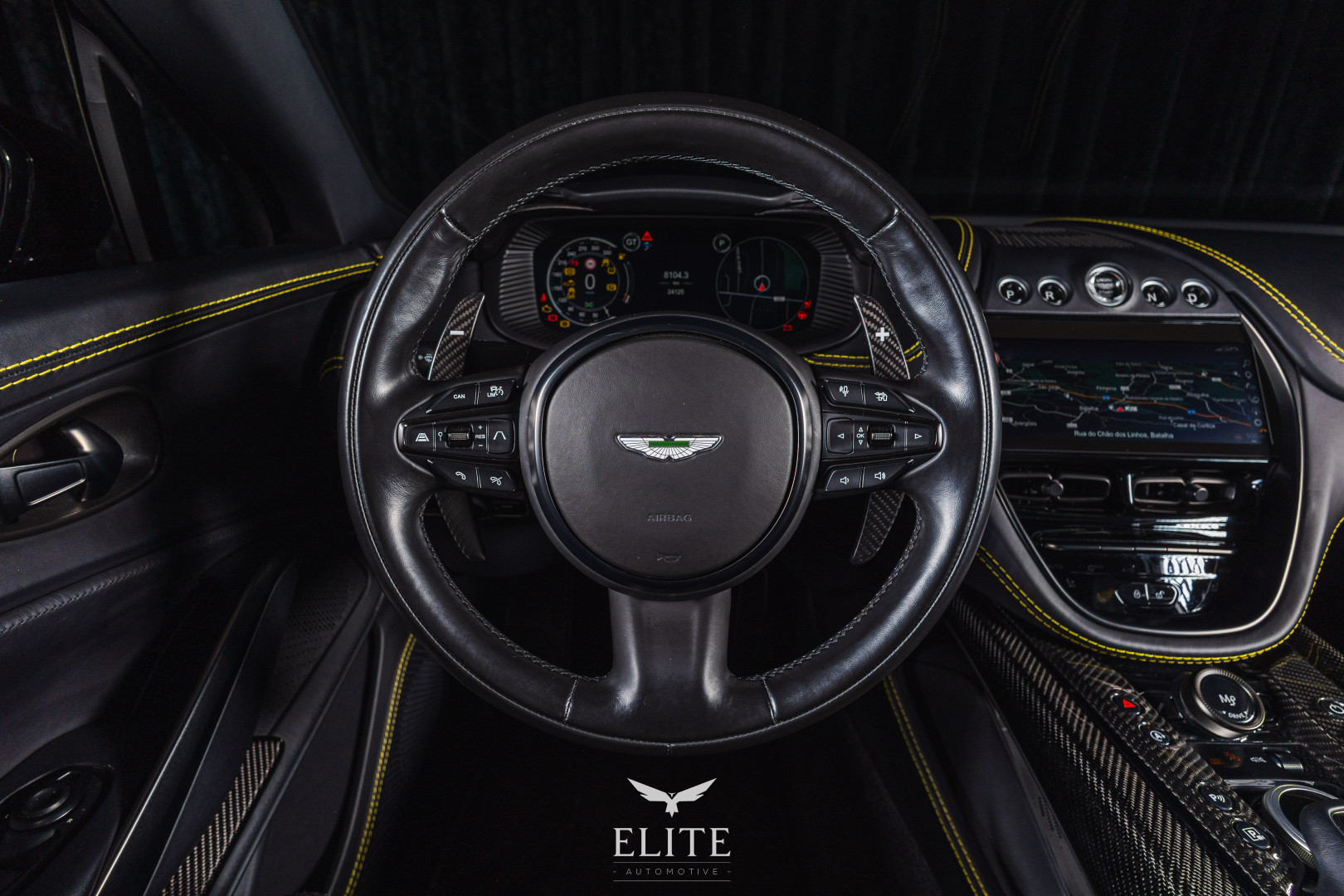 ASTON MARTIN DBX 707