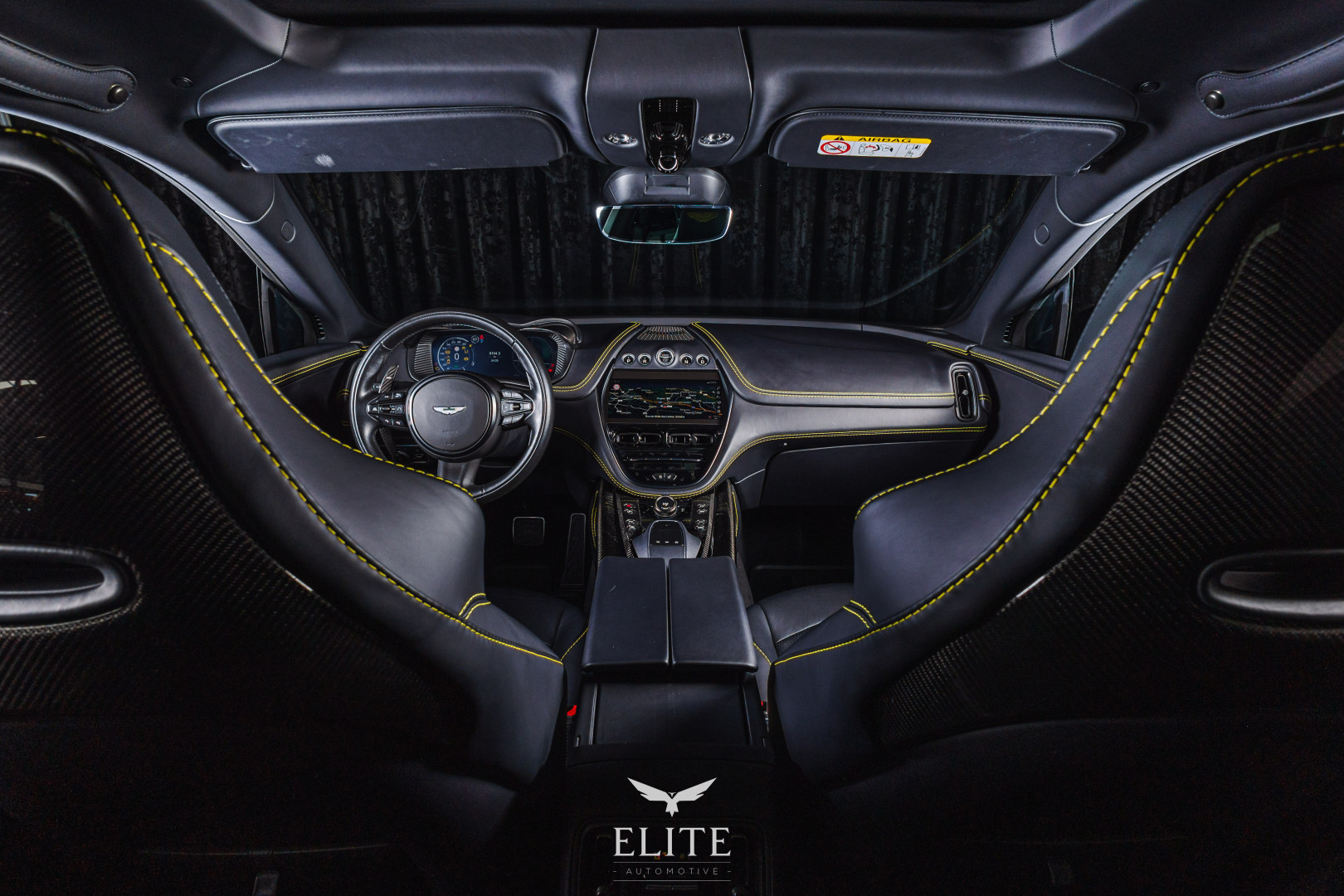 ASTON MARTIN DBX 707