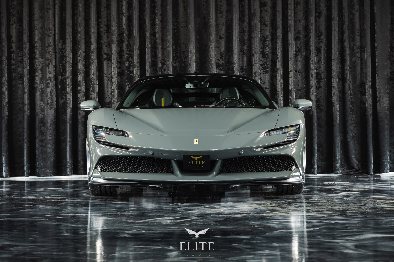 FERRARI SF 90 Stradale