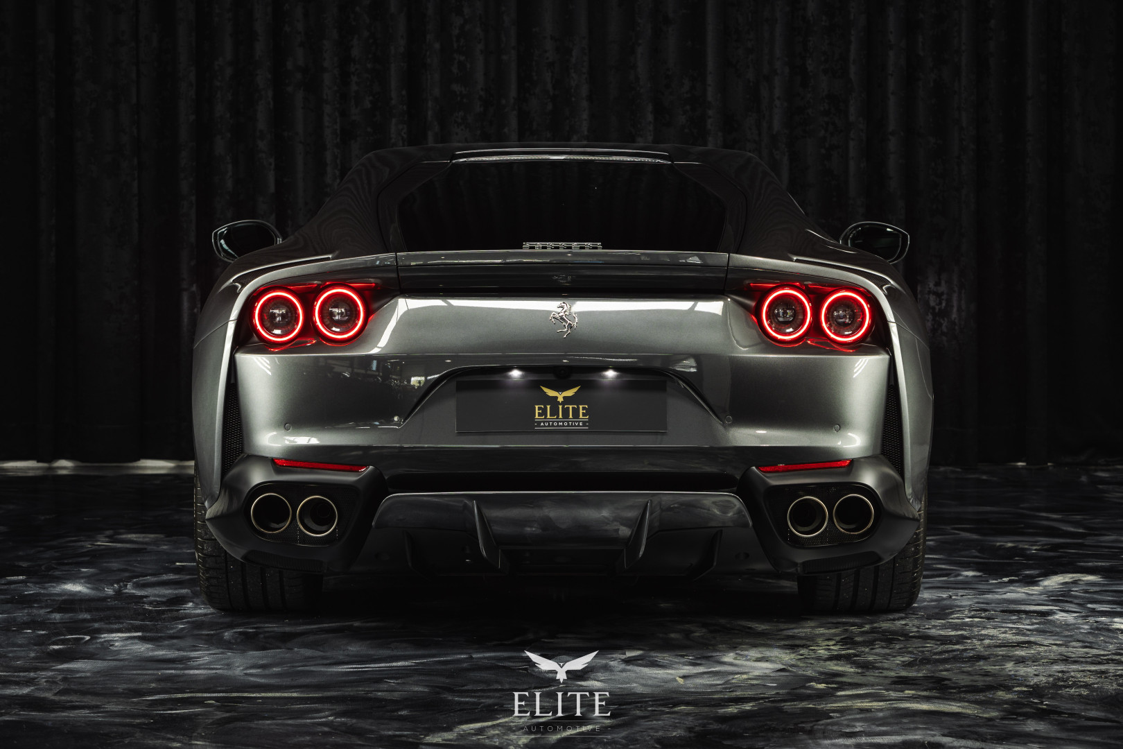 FERRARI 812