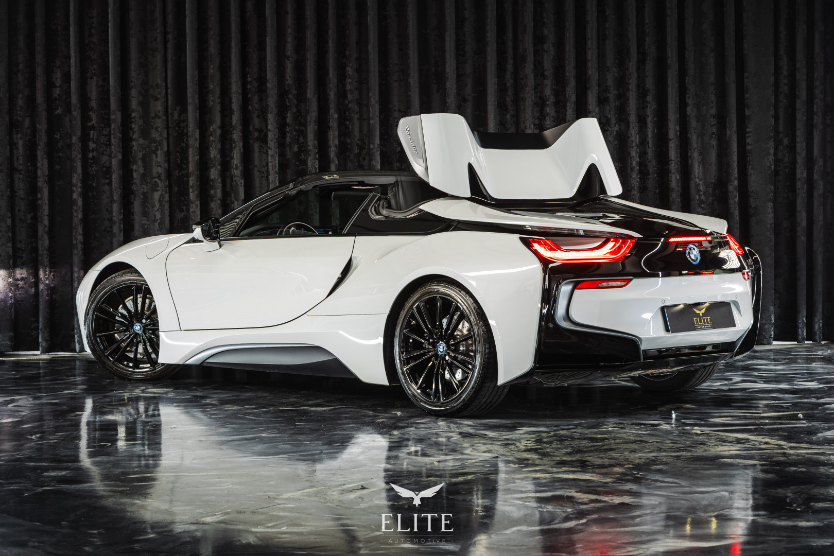 BMW i8 Roadster