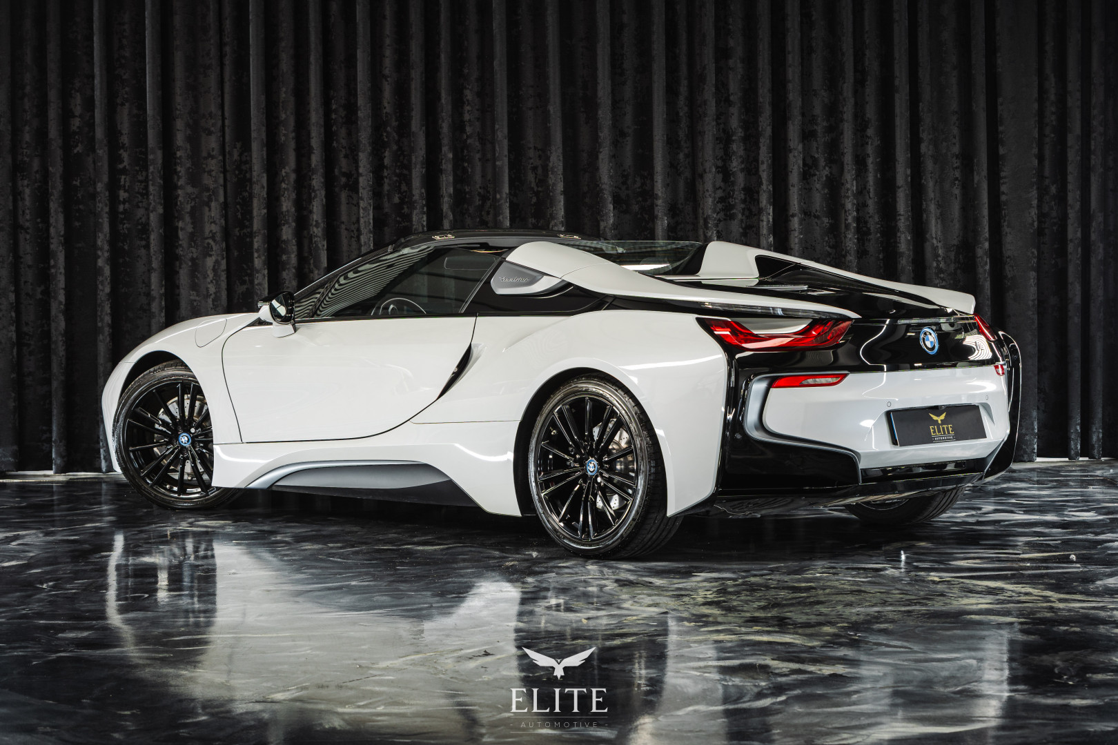 BMW i8 Roadster