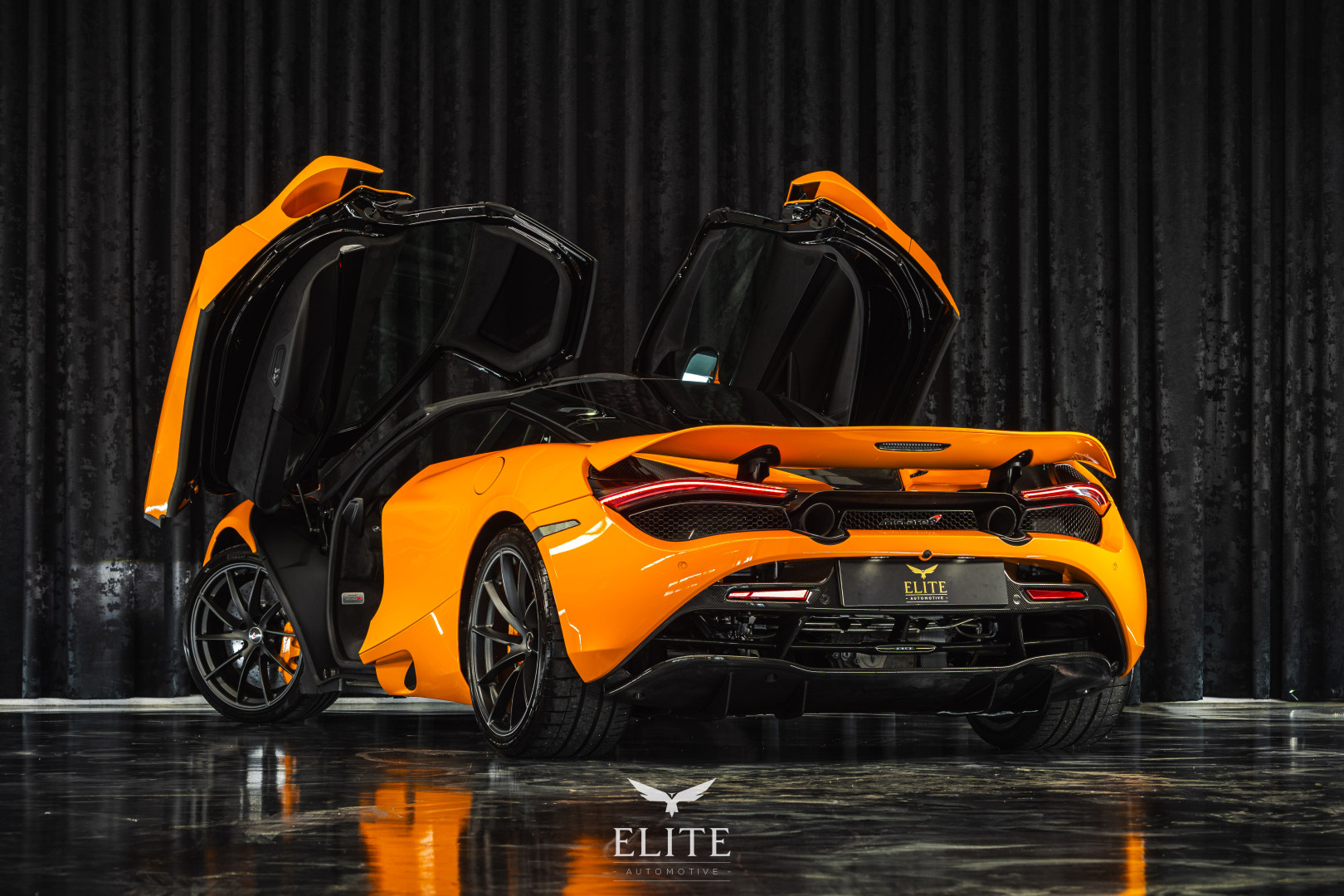 McLaren 720S Performance