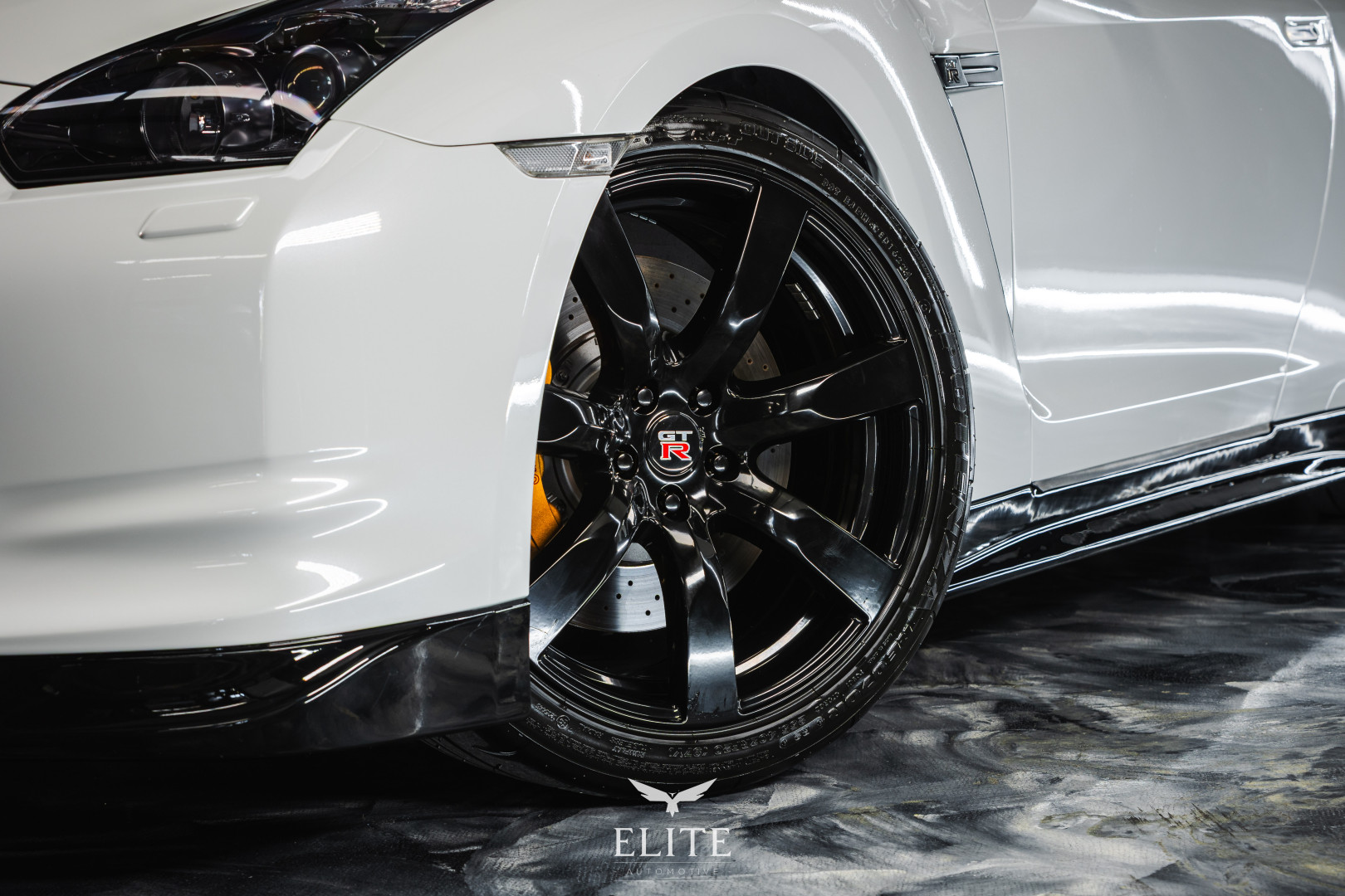 NISSAN GT-R Premium Edition