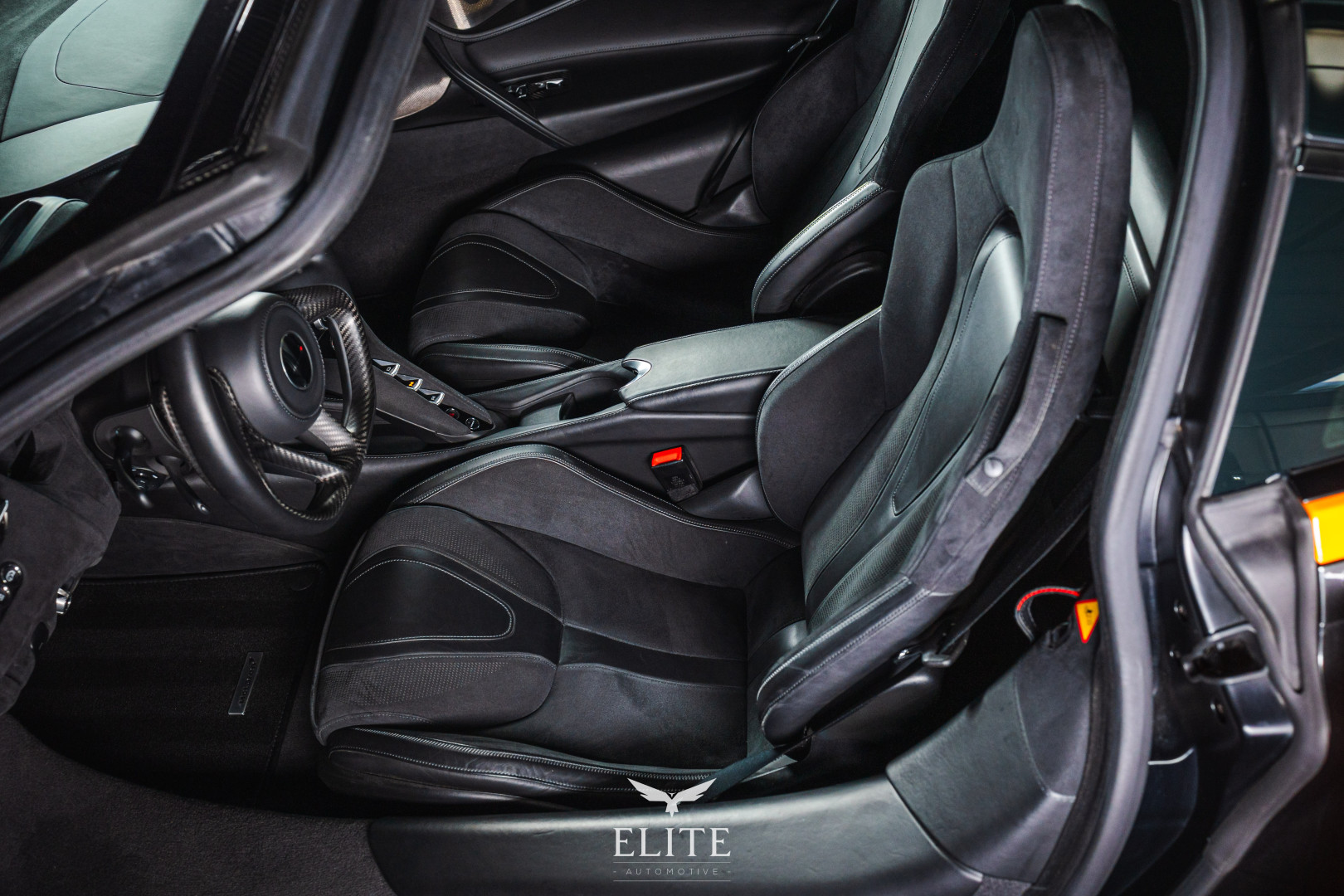 McLaren 720S Performance