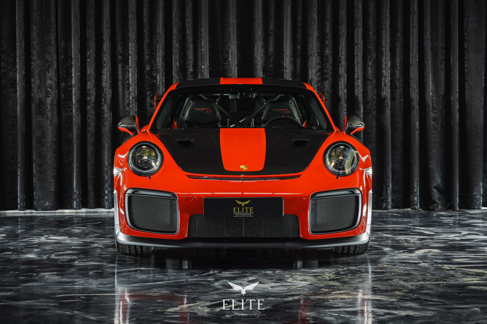 PORSCHE 911 GT2 RS Weissach Package