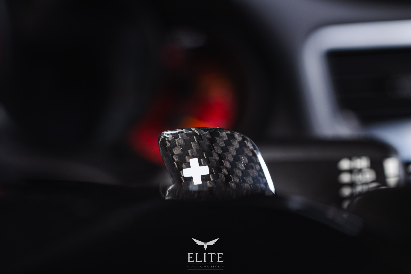 PORSCHE 911 GT2 RS Weissach Package