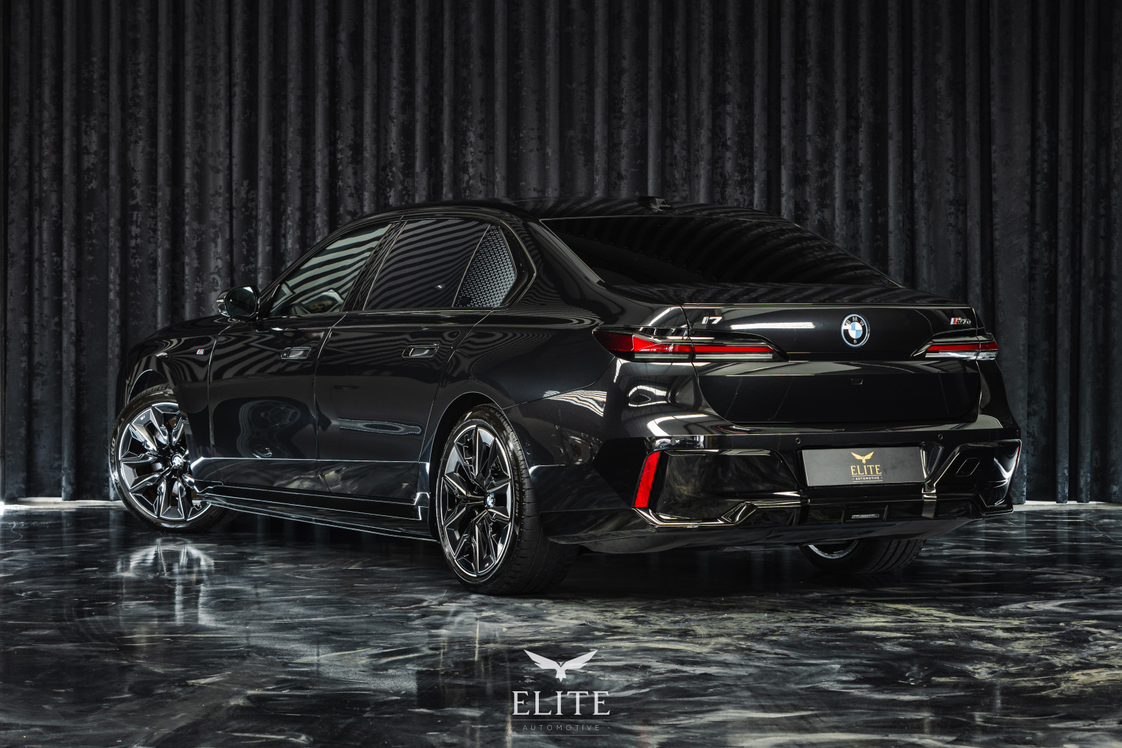 BMW i7 eDrive50 Pack Desportivo M Pro