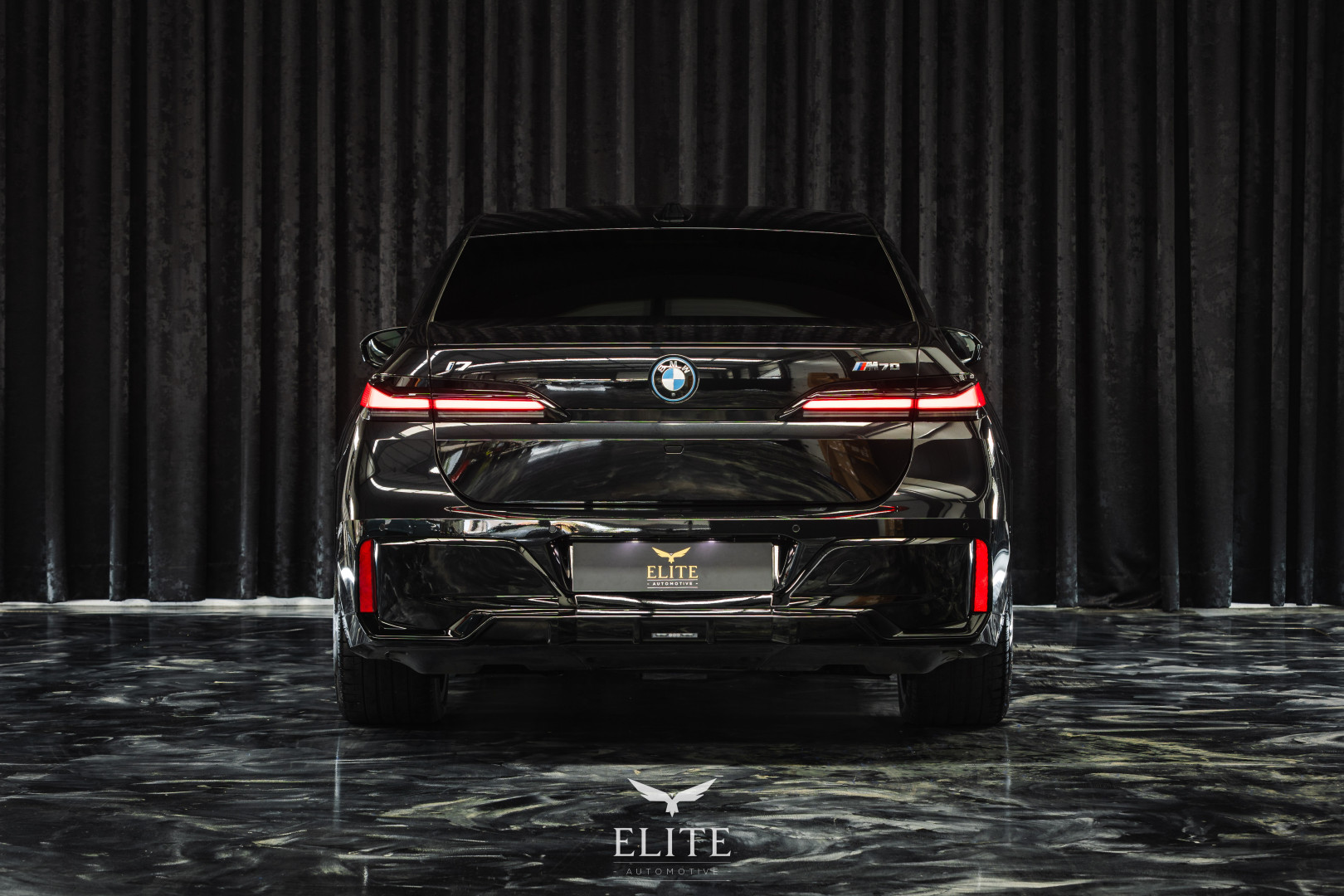 BMW i7 eDrive50 Pack Desportivo M Pro