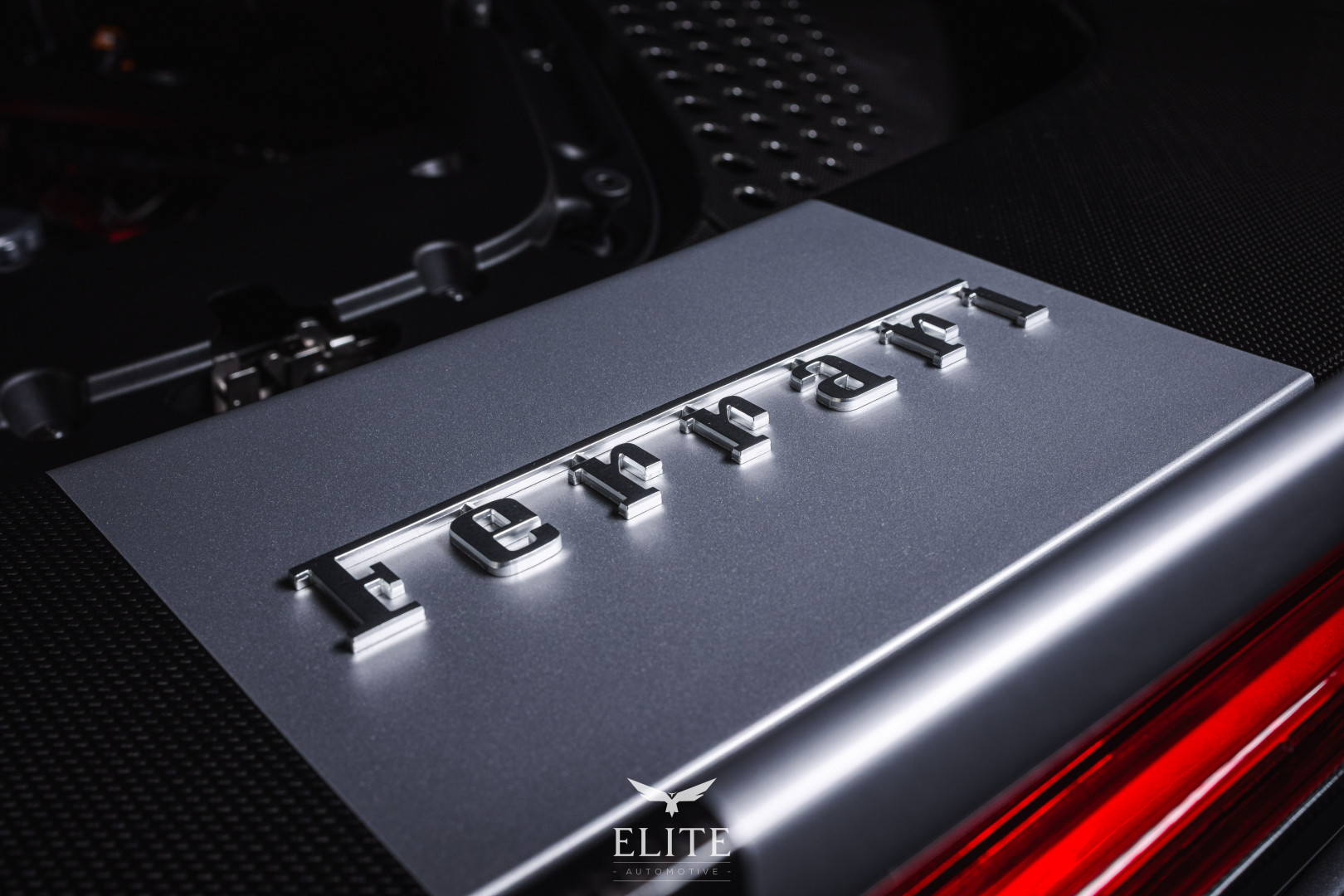 FERRARI SF90 Stradale Fiorano