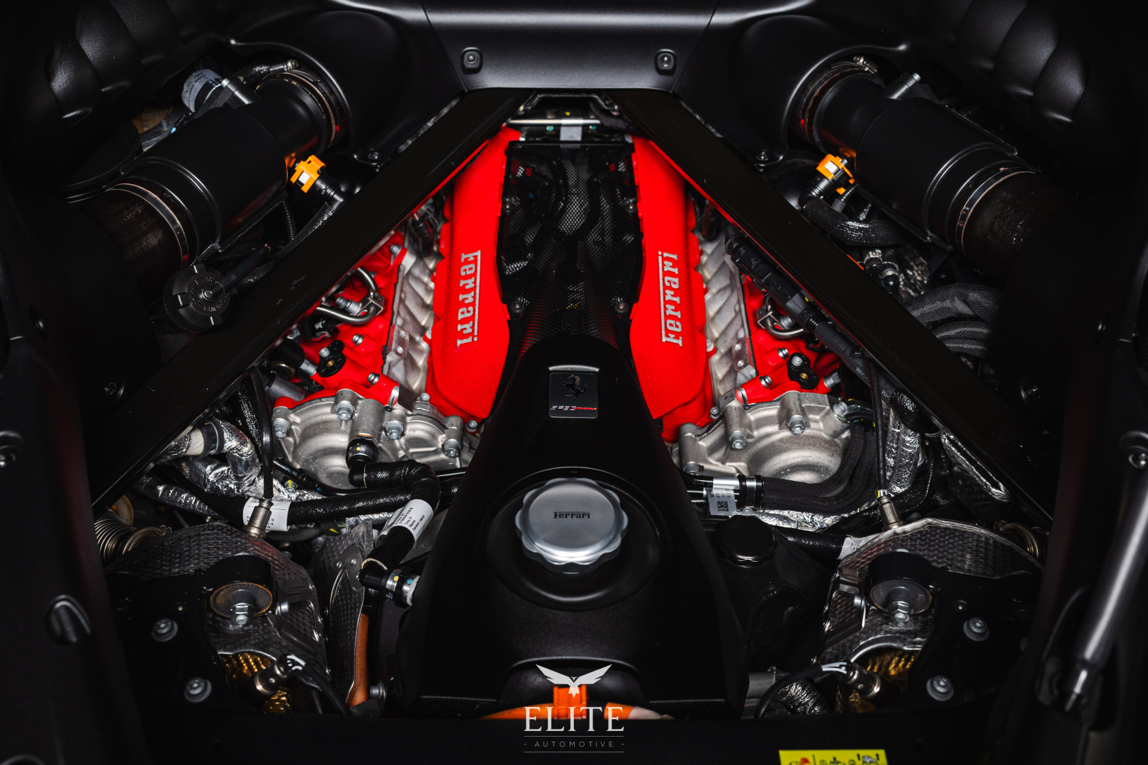 FERRARI SF90 Stradale Fiorano
