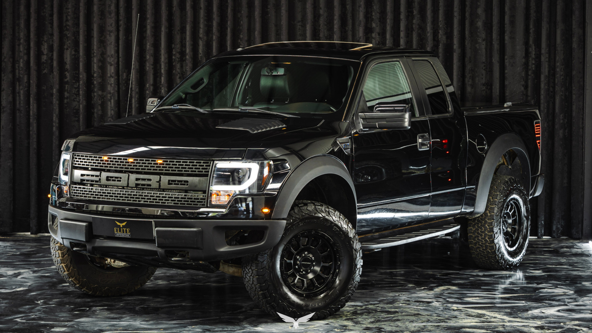 FORD F-150 RAPTOR