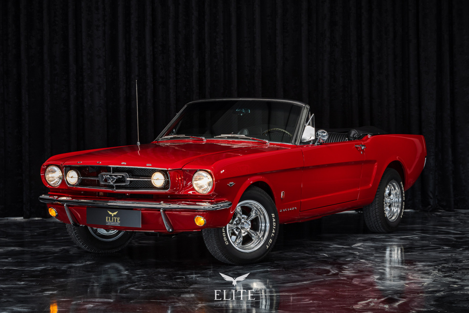 FORD MUSTANG V8 GT 1965