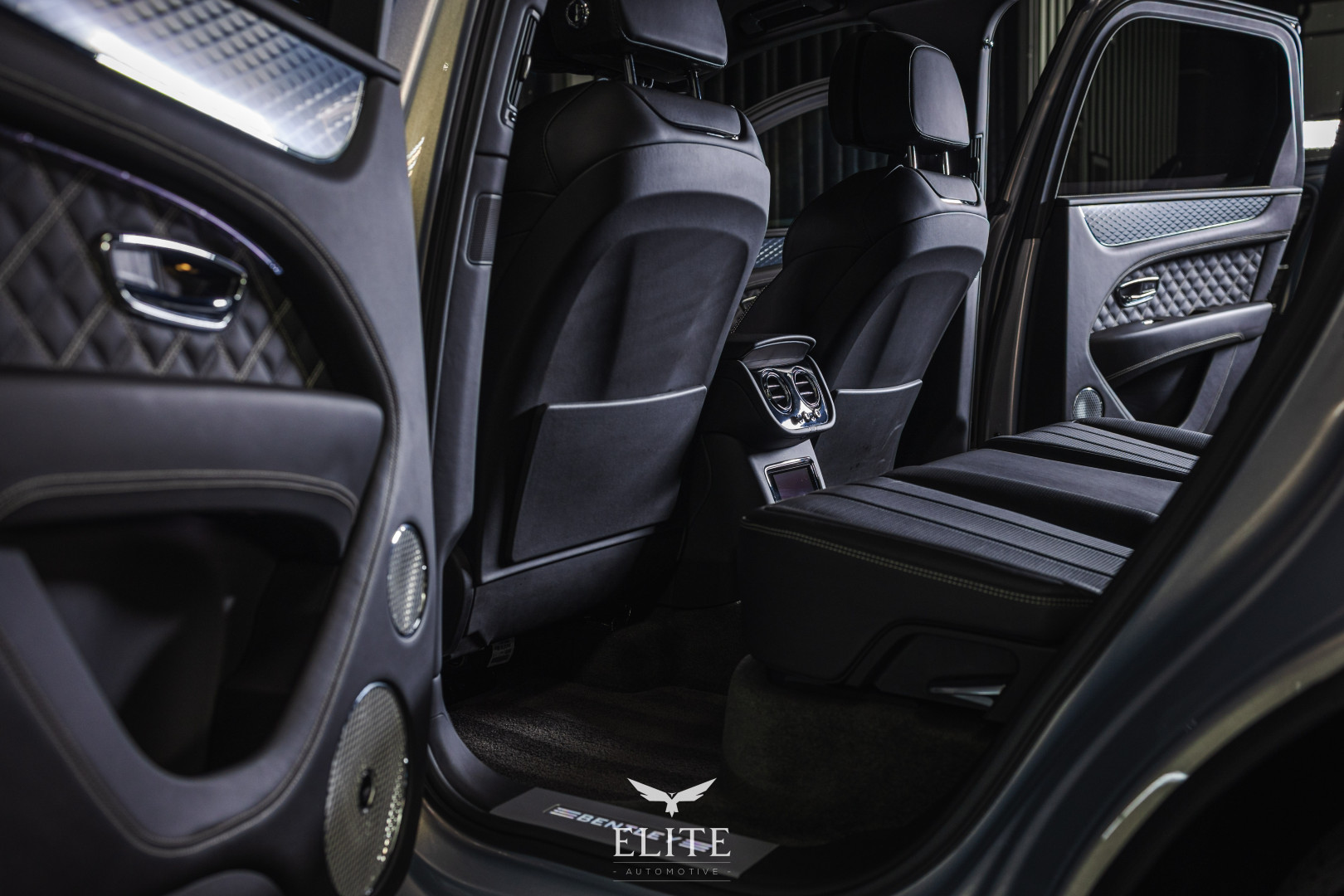 Bentley Bentayga V8 Atelier Edition
