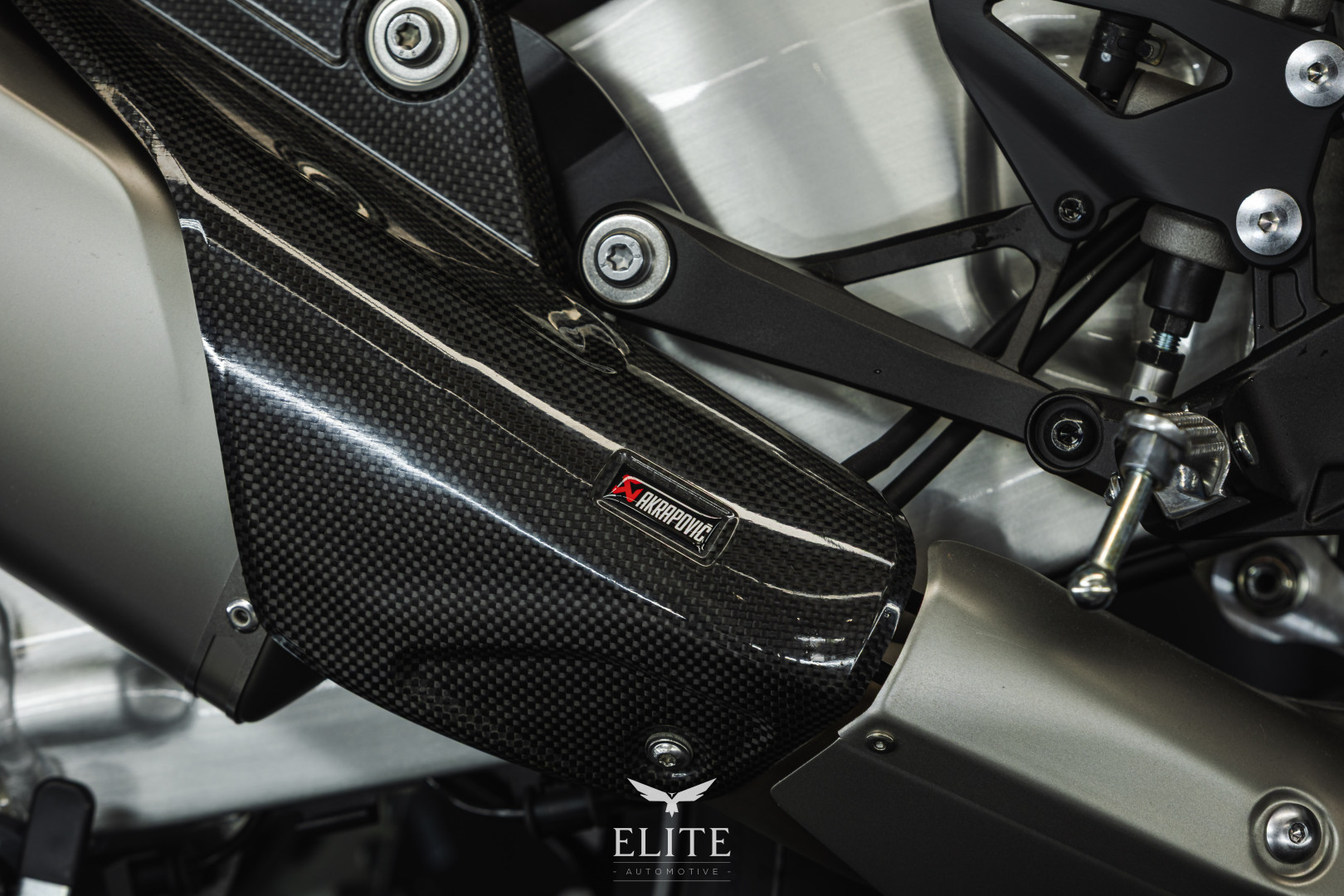 Yamaha R R1M