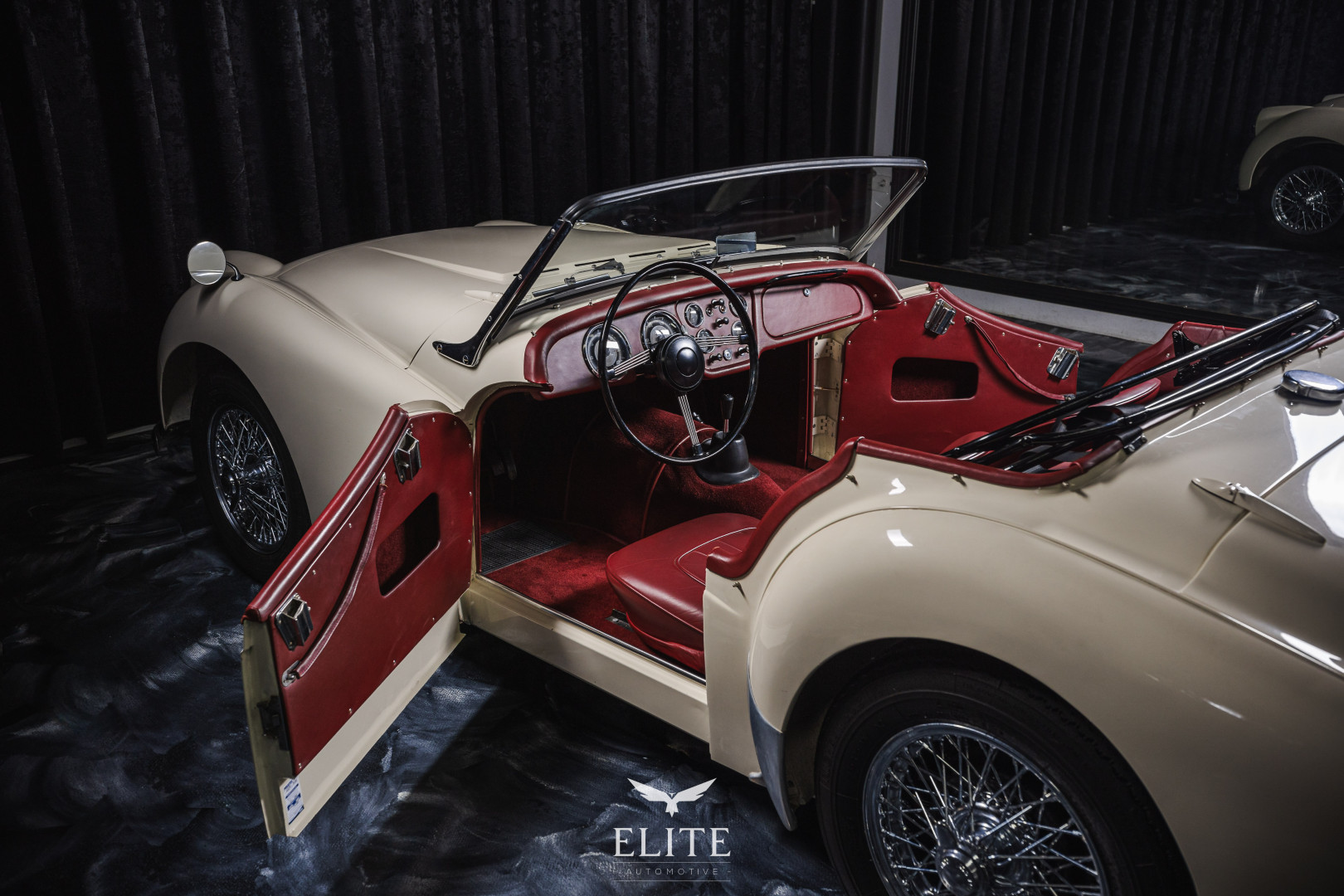 Triumph TR2 Long Door Small Mouth Roadster