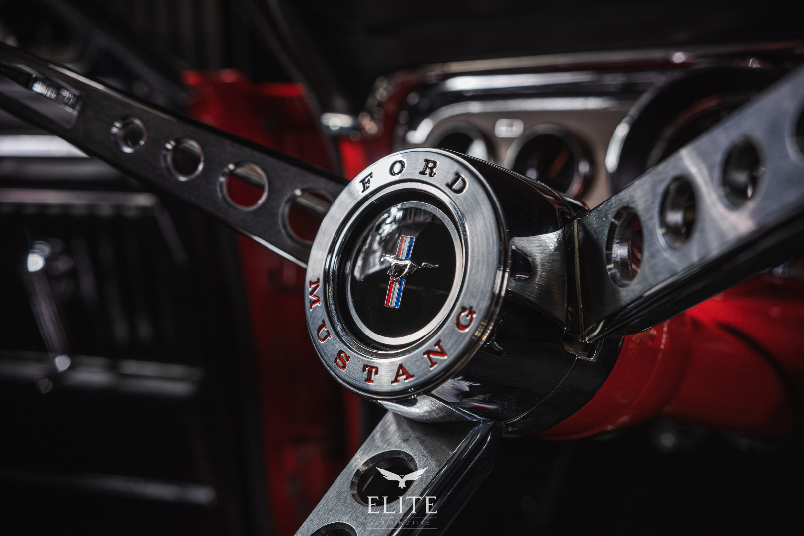 FORD MUSTANG V8 GT 1965