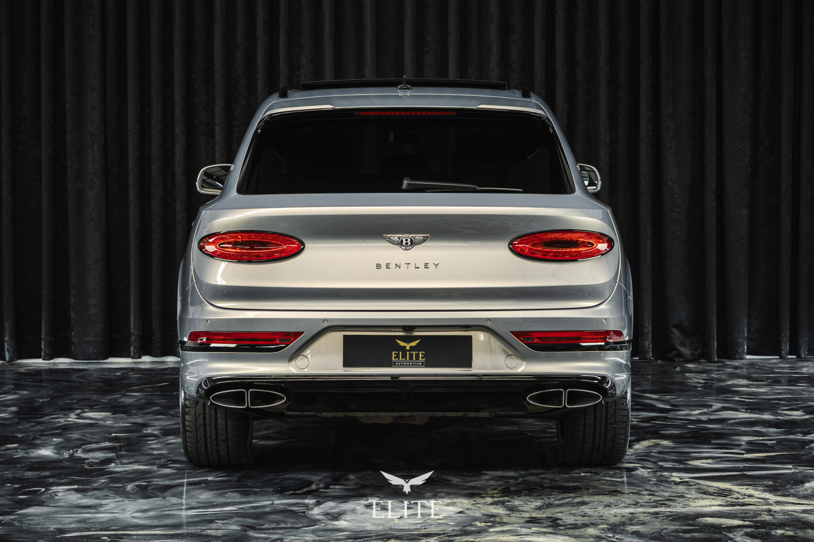 Bentley Bentayga V8 Atelier Edition