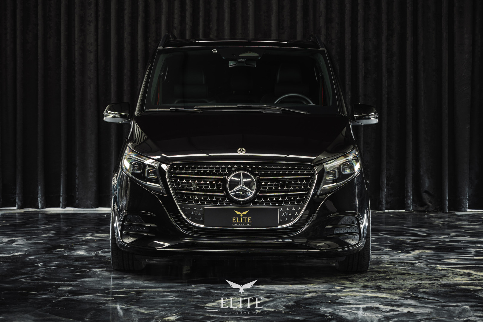 Mercedes-Benz V 300 d Longo Avantgarde