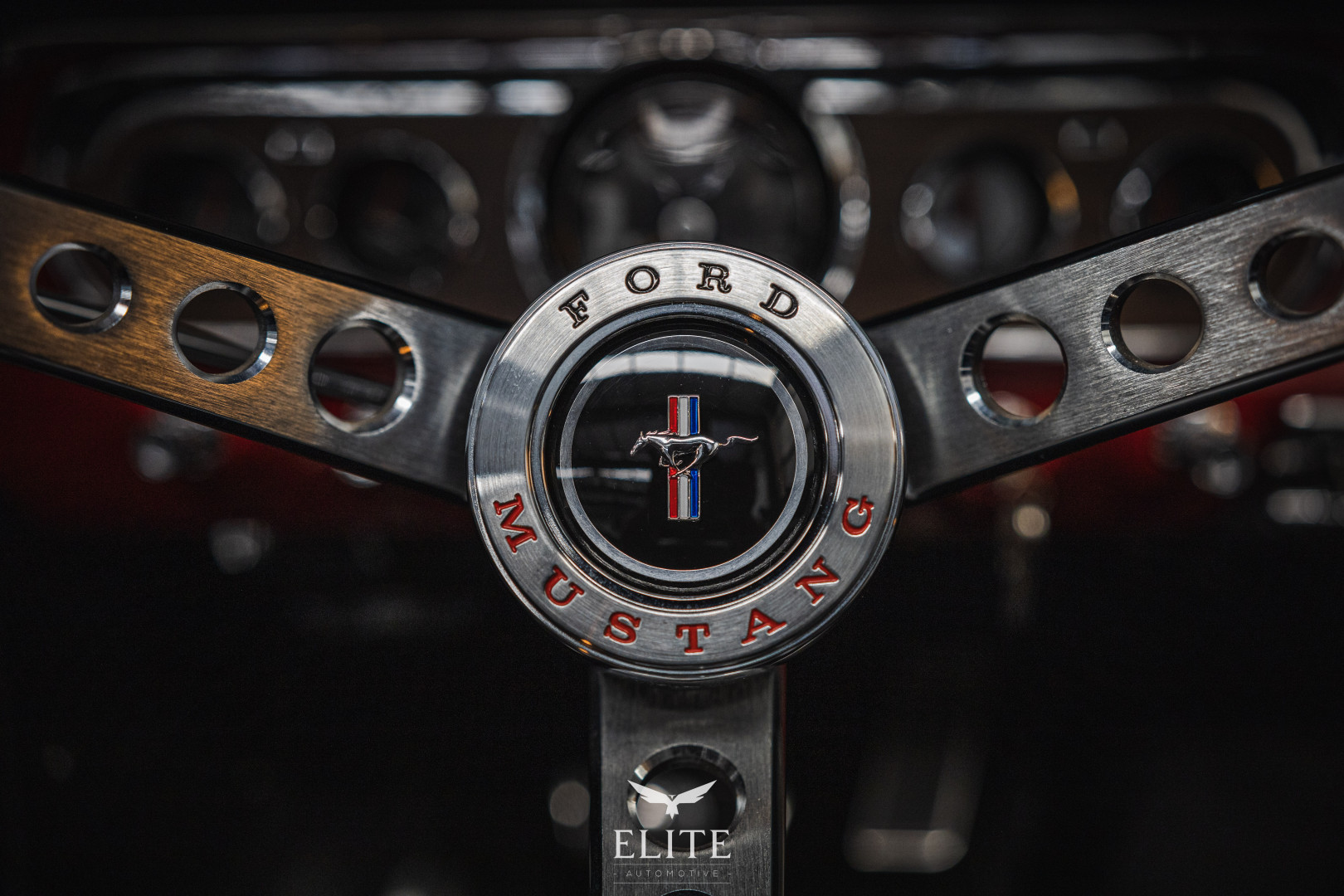 FORD MUSTANG V8 GT 1965