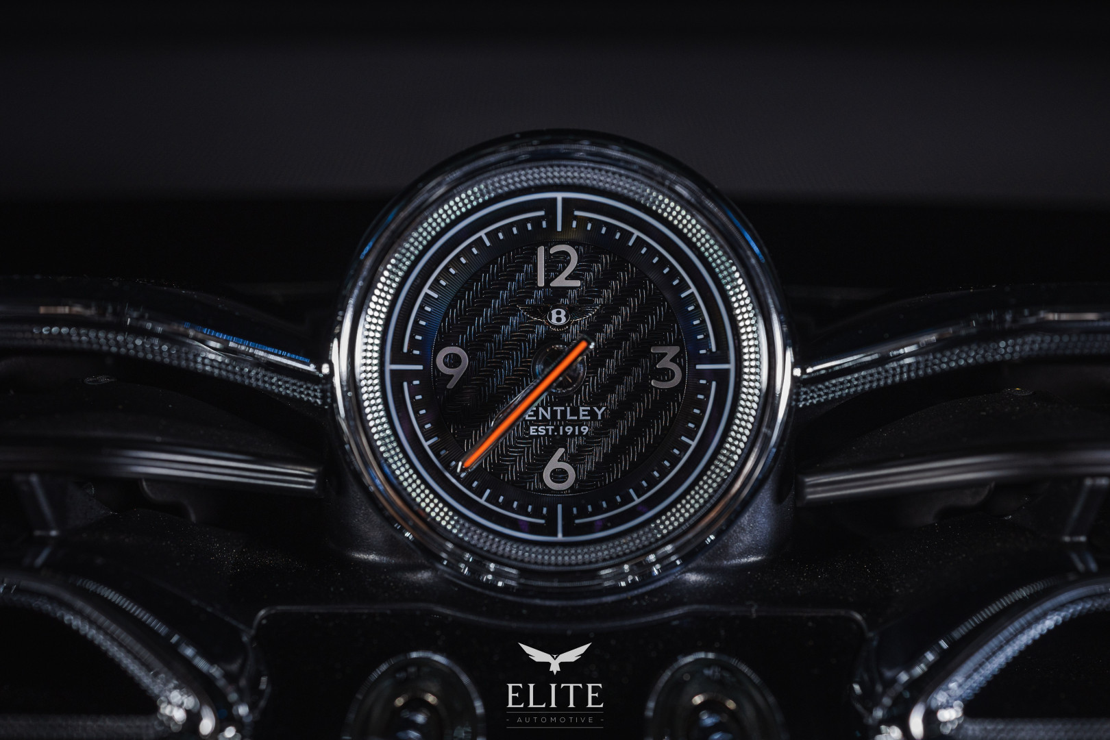 Bentley Bentayga V8 Atelier Edition