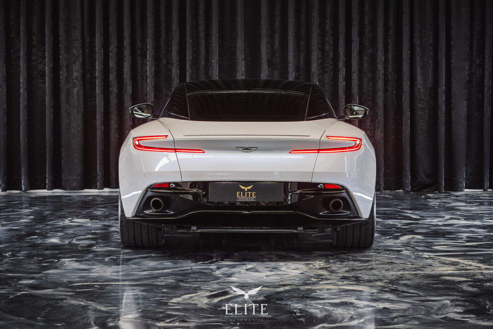 ASTON MARTIN DB11 Coupé V12 Launch Edition