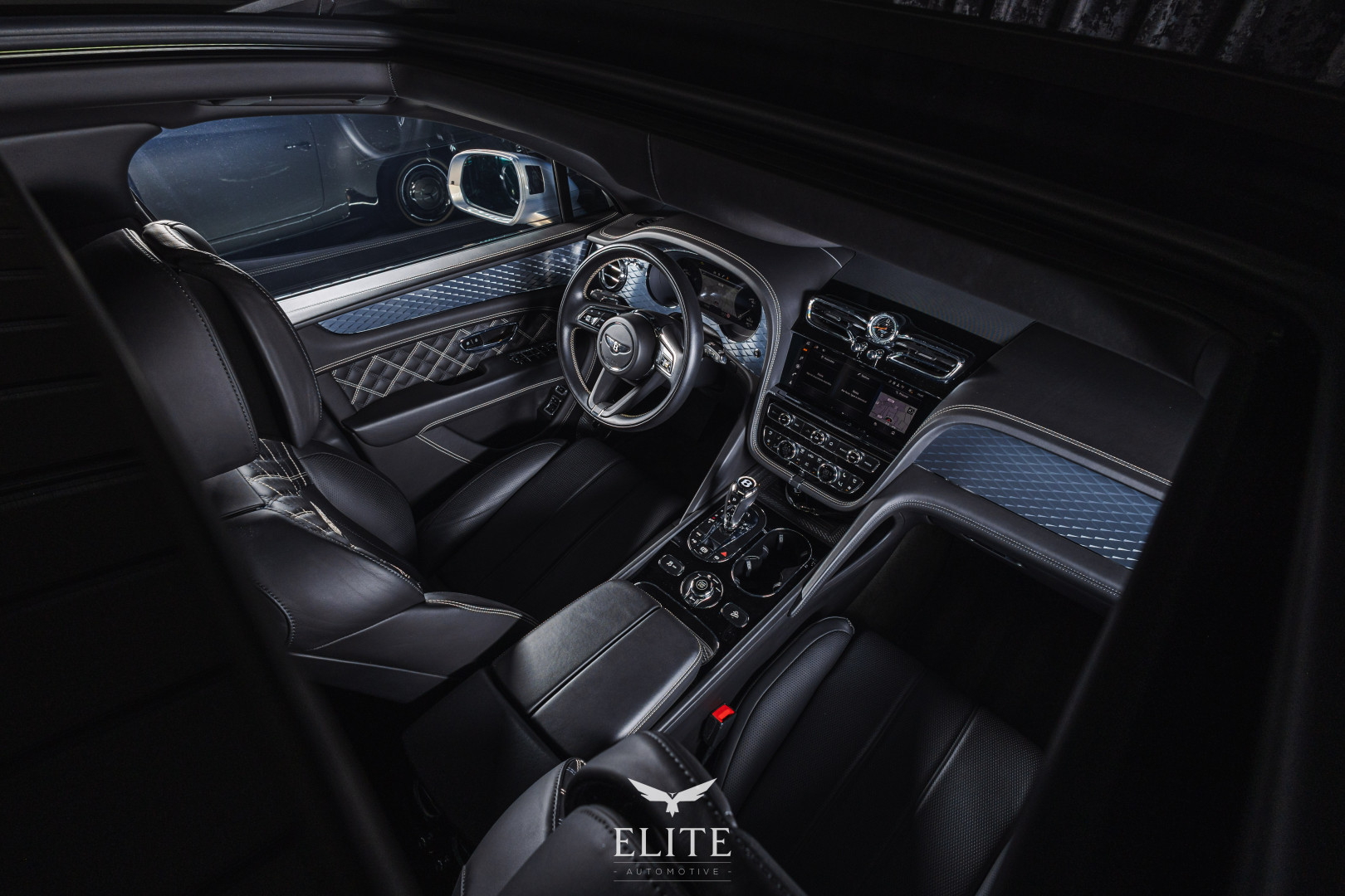 Bentley Bentayga V8 Atelier Edition