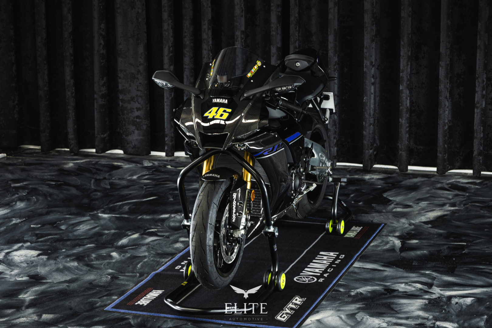 Yamaha R R1M