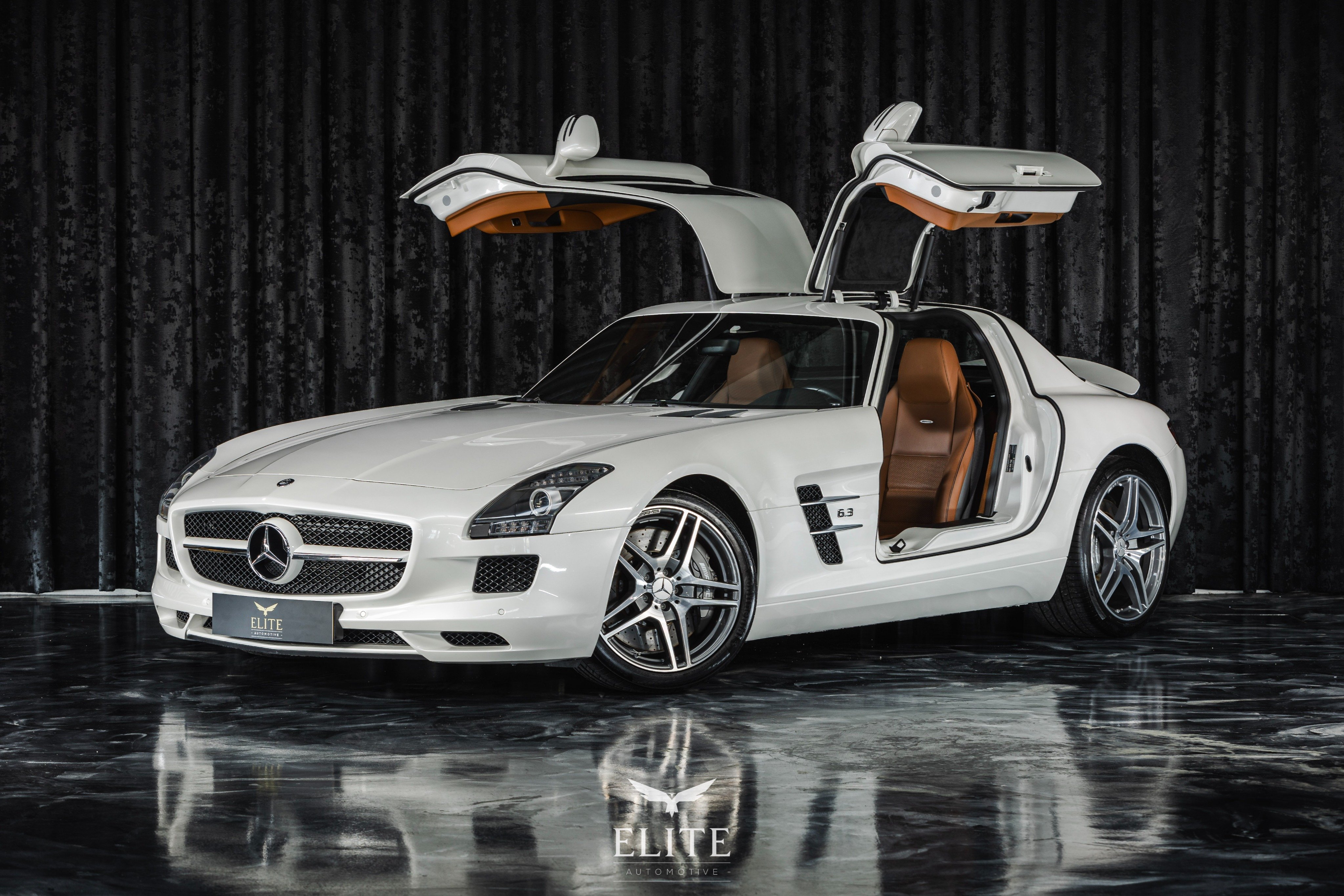 Mercedes Benz SLS AMG